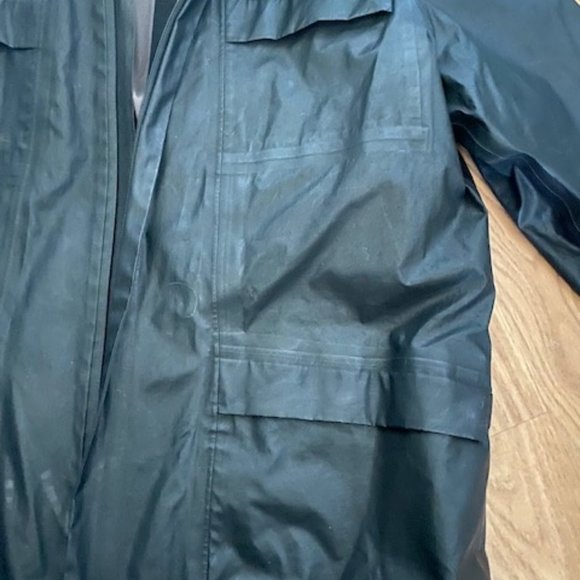 M0851 Men's Rain Jacket/Wind breaker - Picture 2 of 7